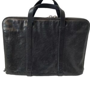 IL Bisonte Black Leather Briefcase GDLC_IB001